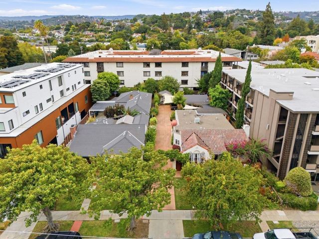 768 Elm Street, San Carlos, CA 94070