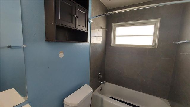 1205 HACIENDA DRIVE, Sun City Center, FL 33573