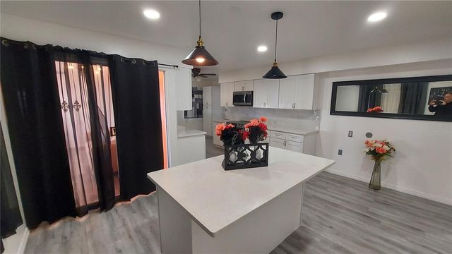 1205 HACIENDA DRIVE, Sun City Center, FL 33573