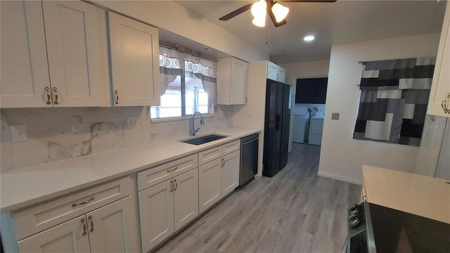 1205 HACIENDA DRIVE, Sun City Center, FL 33573