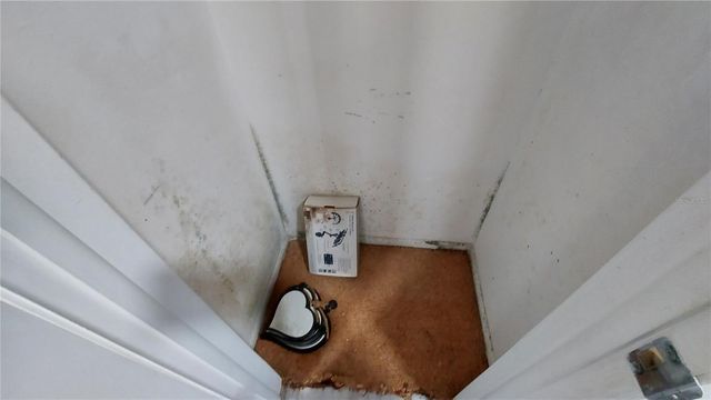 1205 HACIENDA DRIVE, Sun City Center, FL 33573