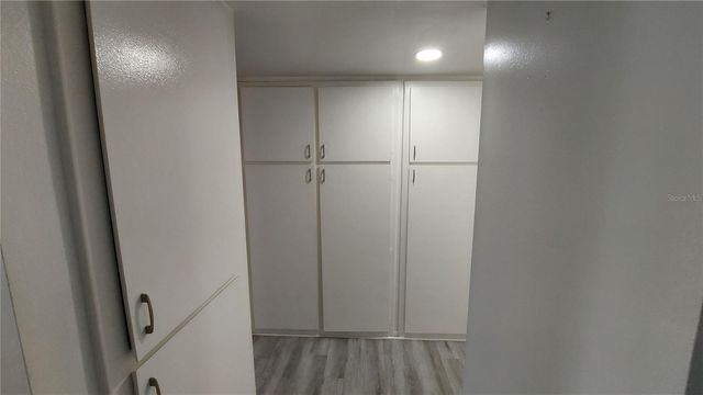 1205 HACIENDA DRIVE, Sun City Center, FL 33573