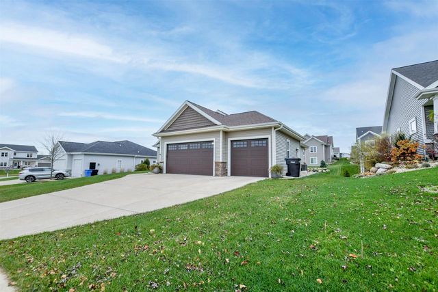 6586 Wolf Hollow Road, Windsor, WI 53598