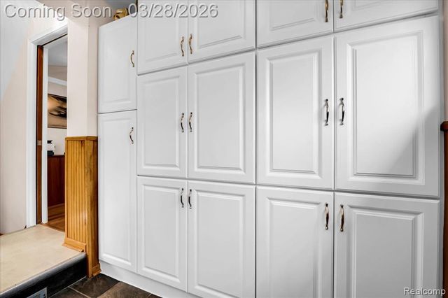 13015 Walter Avenue, Warren, MI 48088