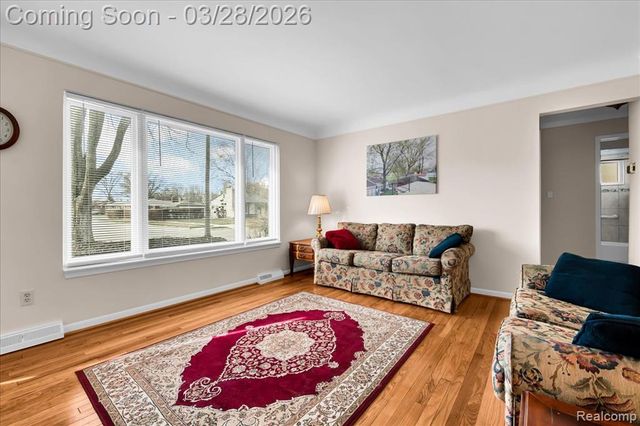 13015 Walter Avenue, Warren, MI 48088