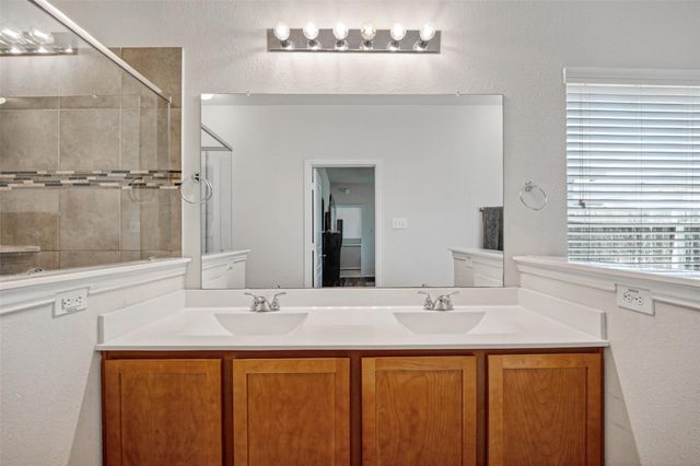 10 Desert Willow Court, Manvel, TX 77578