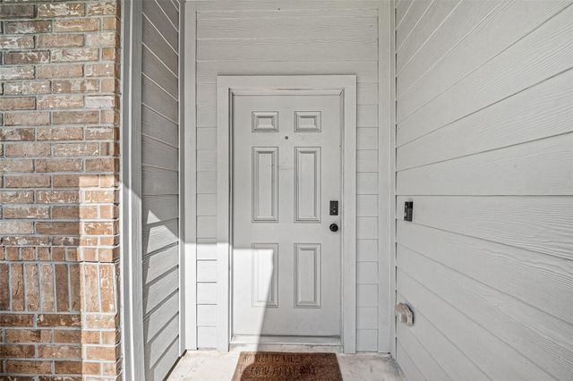 10 Desert Willow Court, Manvel, TX 77578