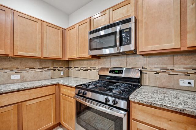 10 Desert Willow Court, Manvel, TX 77578