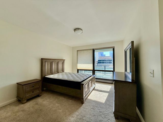 130 N Garland Court 2110, Chicago, IL 60602