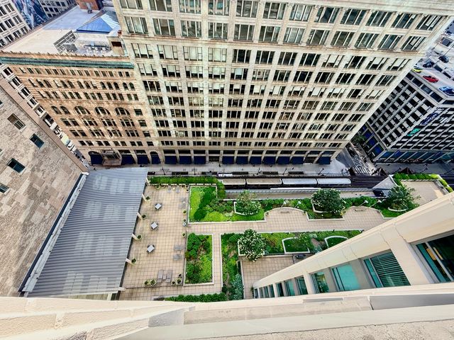 130 N Garland Court 2110, Chicago, IL 60602
