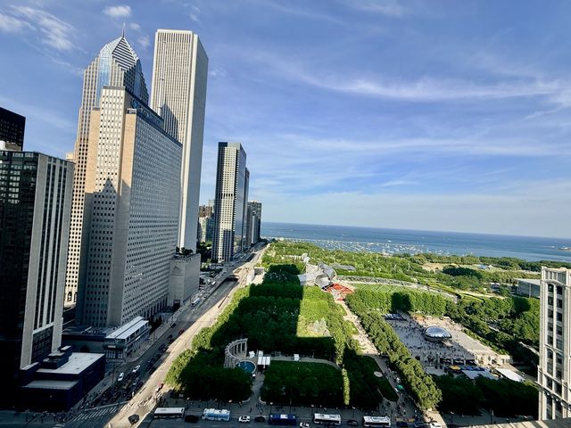 130 N Garland Court 2110, Chicago, IL 60602