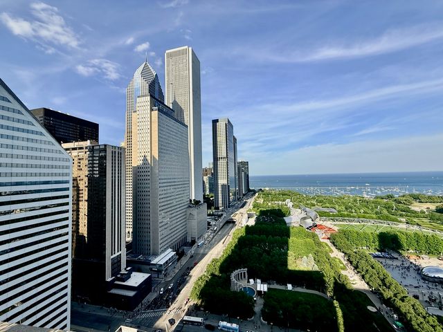 130 N Garland Court 2110, Chicago, IL 60602
