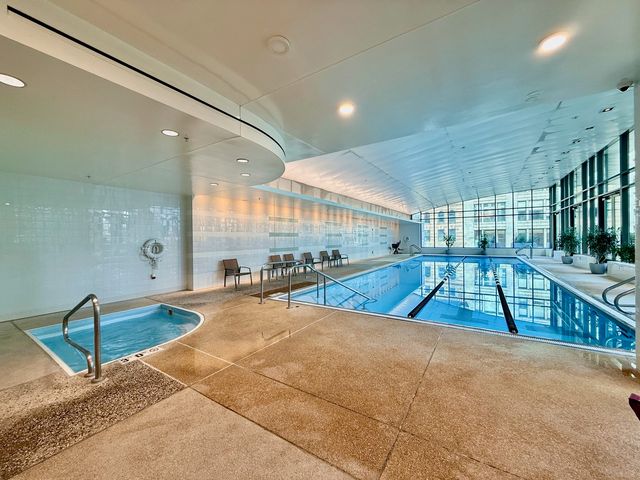 130 N Garland Court 2110, Chicago, IL 60602
