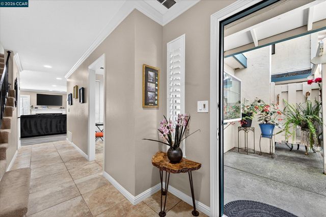 1892 London Dr, Benicia, CA 94510