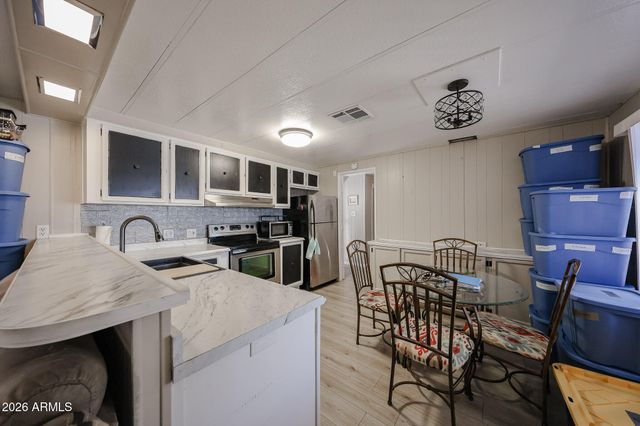 10960 N 67TH Avenue 29, Glendale, AZ 85304