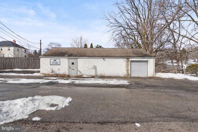 1013 RAPP ALY, Norristown, PA 19401