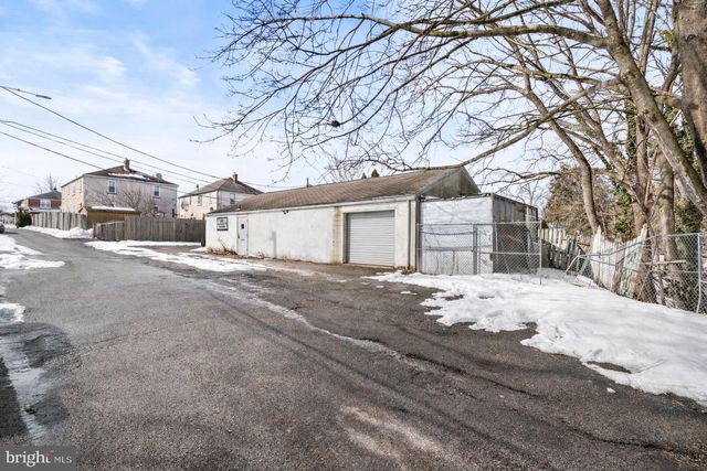 1013 RAPP ALY, Norristown, PA 19401