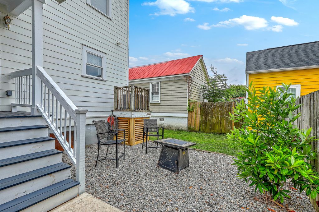 Image 19 of property listing at 26 Kennedy Street, Charleston, SC 29403