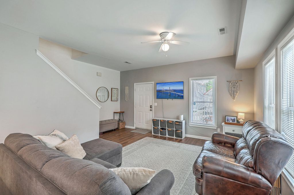 Image 3 of property listing at 26 Kennedy Street, Charleston, SC 29403