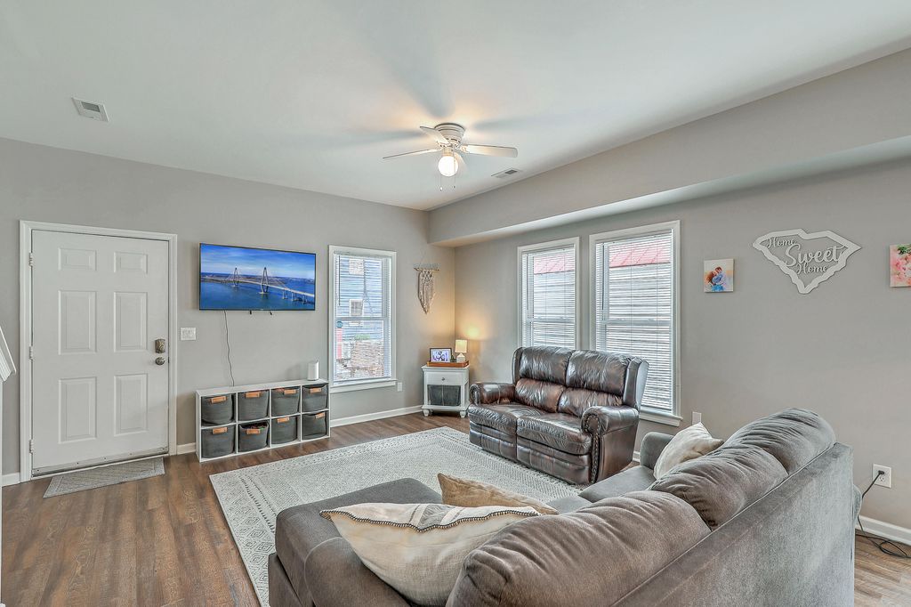 Image 4 of property listing at 26 Kennedy Street, Charleston, SC 29403