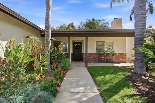 29860 Steel Head Dr, Canyon Lake, CA 92587