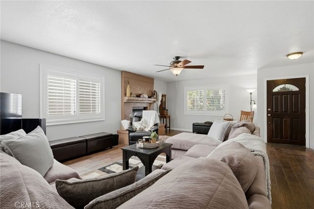 29860 Steel Head Dr, Canyon Lake, CA 92587