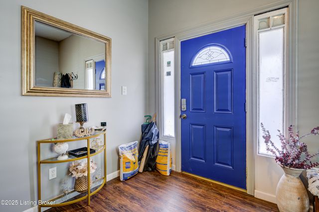 911 S 32nd St, Louisville, KY 40211