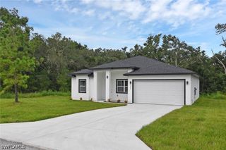 205 Australian DR, Rotonda West, FL 33947