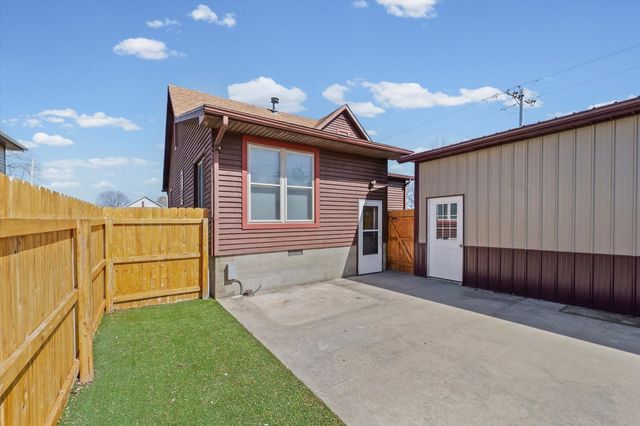 360 E Patton Street, Paxton, IL 60957