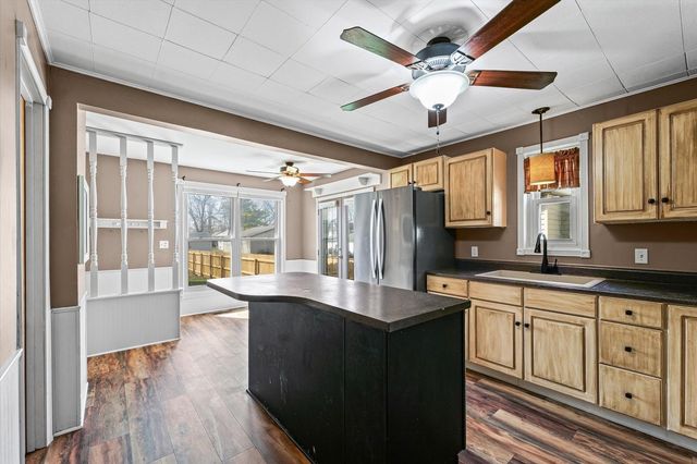 360 E Patton Street, Paxton, IL 60957