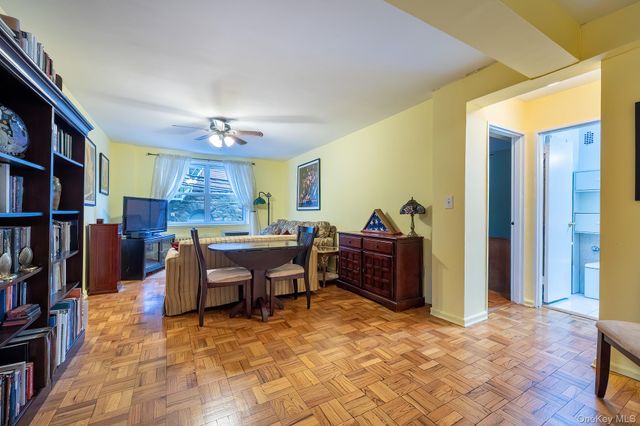 75 W 238th Street 2D, Bronx, NY 10463