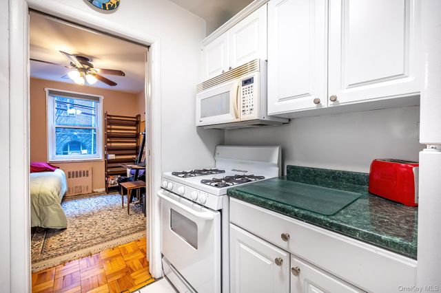 75 W 238th Street 2D, Bronx, NY 10463