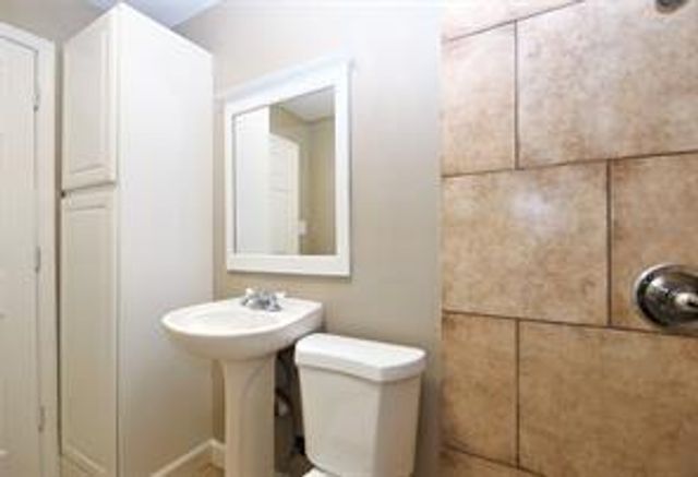 2527 Oakcliff Street, Houston, TX 77023
