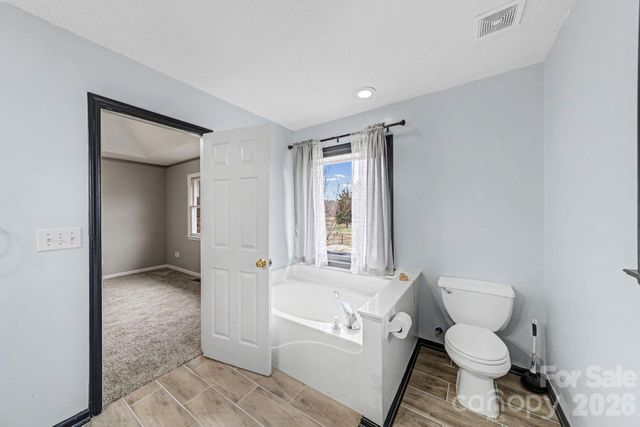 794 Hathcock Glen Drive, Oakboro, NC 28129