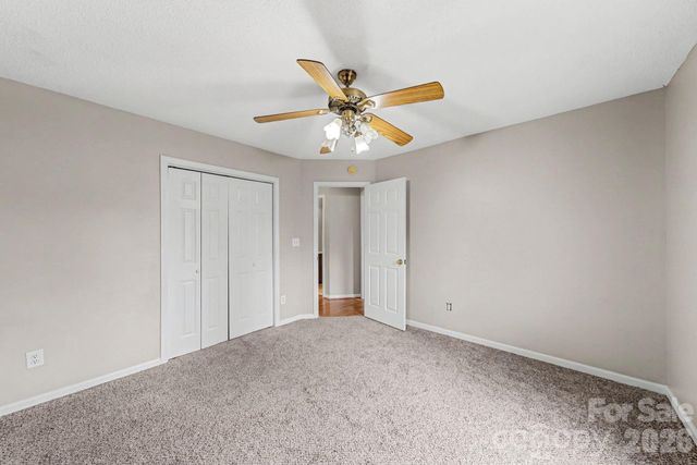 794 Hathcock Glen Drive, Oakboro, NC 28129