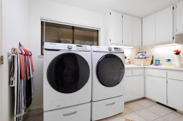 8658 Knobhill Circle, Redding, CA 96001