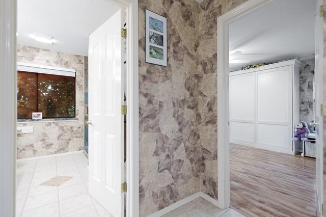 8658 Knobhill Circle, Redding, CA 96001