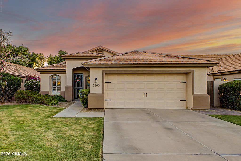 3240 S CASCADE Place, Chandler, AZ 85248 — photo 5