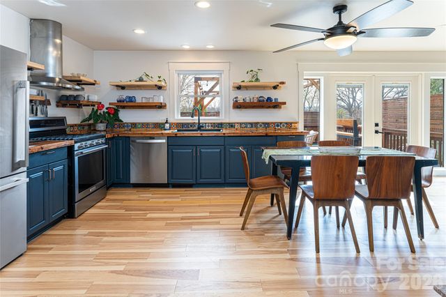 10 Lance Lane, Asheville, NC 28806