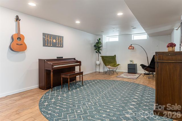 10 Lance Lane, Asheville, NC 28806