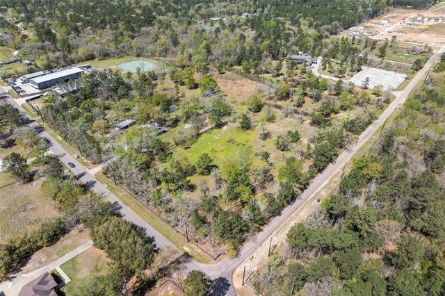 30828 Dobbin Huffsmith Road, Magnolia, TX 77354