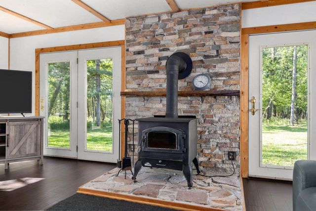 W14103 4 SEASONS DRIVE, Coloma, WI 54930