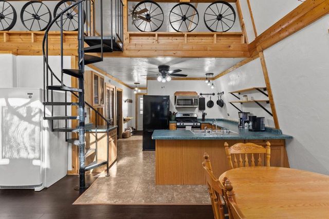 W14103 4 SEASONS DRIVE, Coloma, WI 54930