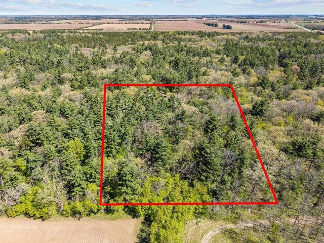 W14103 4 SEASONS DRIVE, Coloma, WI 54930