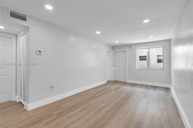 560 NE 63rd St 3, Miami, FL 33138