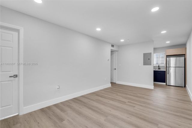 560 NE 63rd St 3, Miami, FL 33138