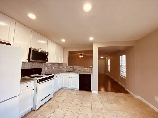 29206 Legends Valley Drive, Spring, TX 77386