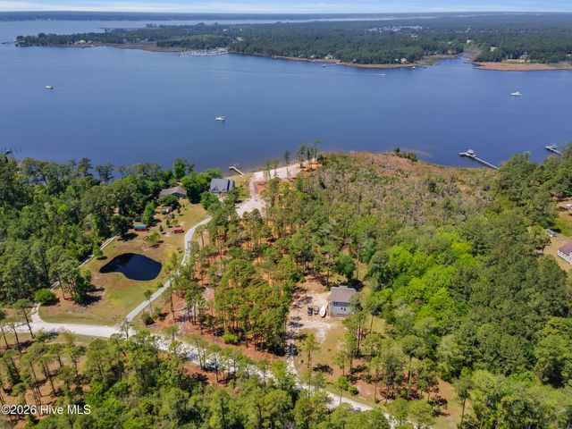 5430 Creek Pointe Road, New Bern, NC 28560