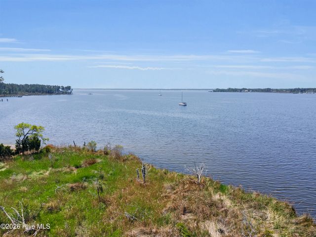 5430 Creek Pointe Road, New Bern, NC 28560