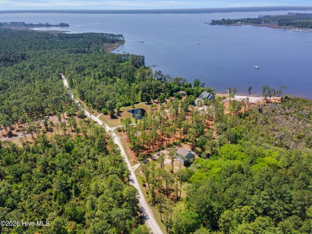 5430 Creek Pointe Road, New Bern, NC 28560